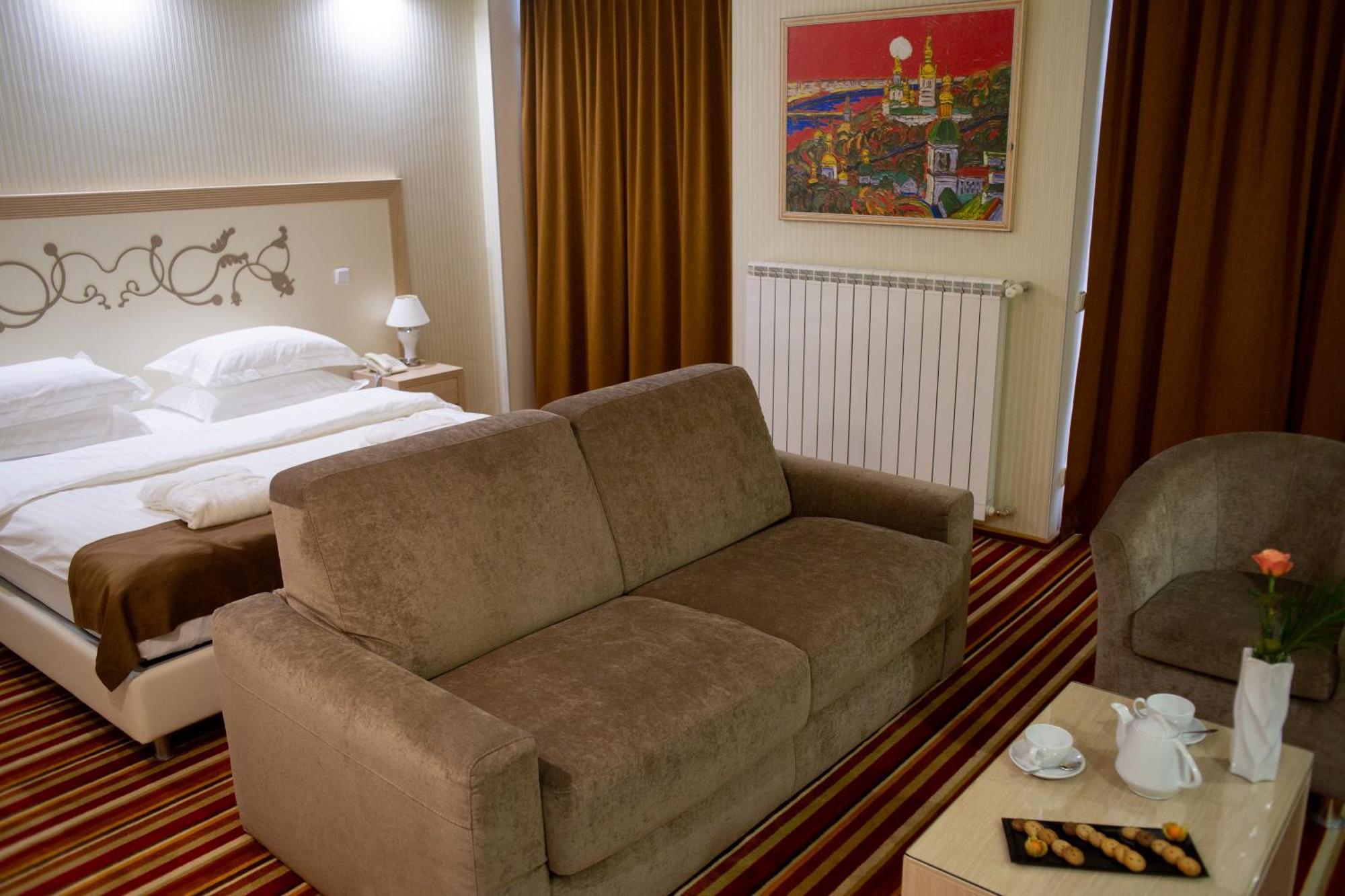 Pushcha Congress Otel Kiev